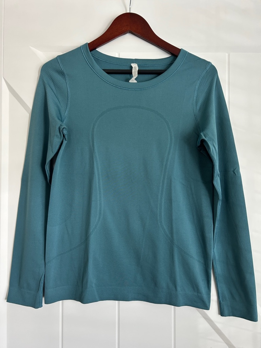 Lululemon Relaxed Long Sleeve Swiftly Top, sz 6